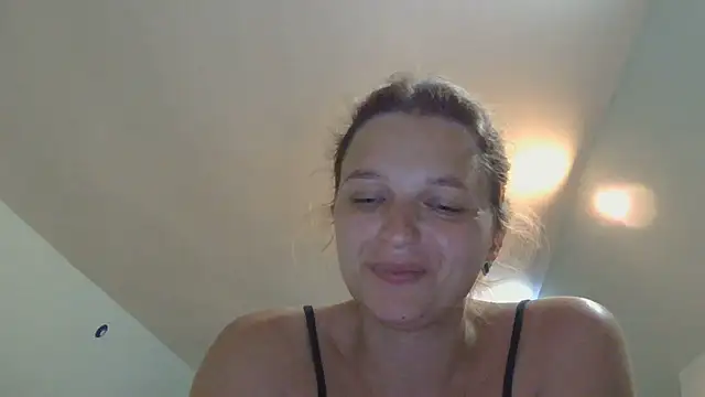 ElisSky301 online show from 06-21-26, 08:44