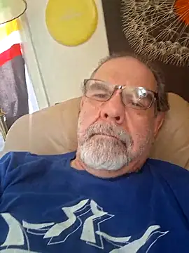 Snapshot of pena633 chatting on 02-09-26, 06:34 pena633 online show from 02-09-26, 06:34