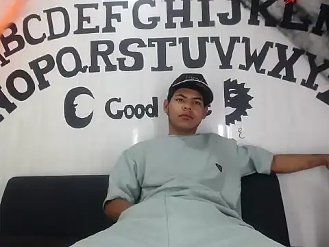 Yordi Alpha online show from 10-31-25, 12:28