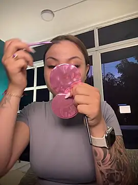 Beella1  online show from 11-27-25, 11:34