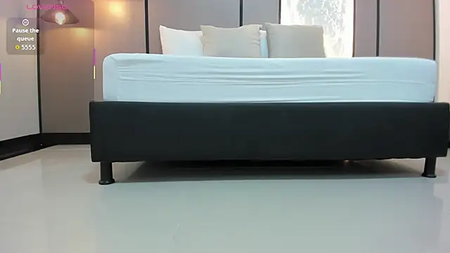 mia collins96 online show from 03-28-26, 03:06