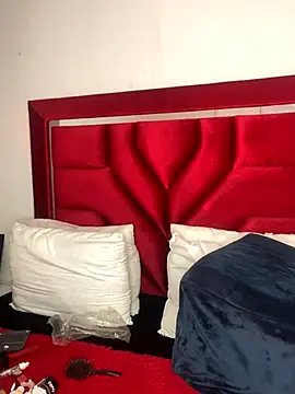 NataliaaMiller  online show from 11-08-25, 12:38