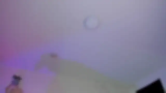 Snapshot of YariRose chatting on 05-22-26, 03:28 YariRose online show from 05-22-26, 03:28
