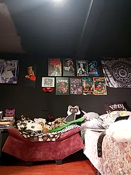 Snapshot of Isis_Bathory chatting on 10-24-25, 04:03 Isis Bathory online show from 10-24-25, 04:03