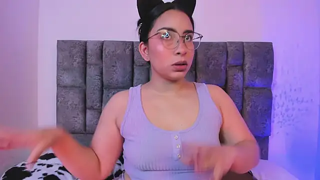 miah storm online show from 11-05-25, 01:38