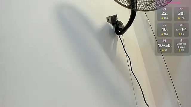 Snapshot of mirandaduboiss chatting on 06-30-26, 05:14 mirandaduboiss online show from 06-30-26, 05:14