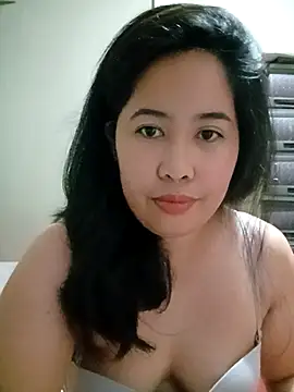 Creamy Pussycat28 online show from 10-30-25, 08:09