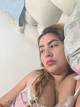 Snapshot of iamdulce_ chatting on 05-29-26, 12:41 iamdulce online show from 05-29-26, 12:41