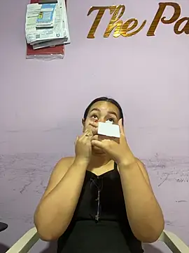 PaulaCruz01 online show from 11-09-25, 07:34