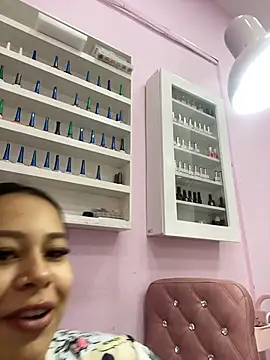 PaulaCruz01 online show from 12-13-25, 08:47