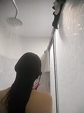 Snapshot of Chuchii05 chatting on 10-26-25, 03:40 Chuchii05 online show from 10-26-25, 03:40