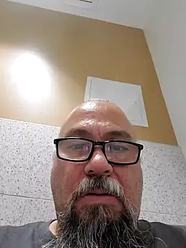 tsmack1972 online show from 10-29-25, 06:26