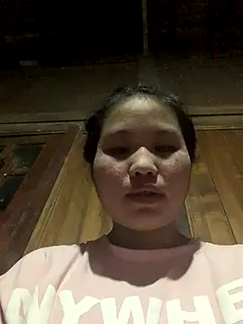 Snapshot of Miuu-Miuu chatting on 10-26-25, 09:10 Miuu-Miuu online show from 10-26-25, 09:10