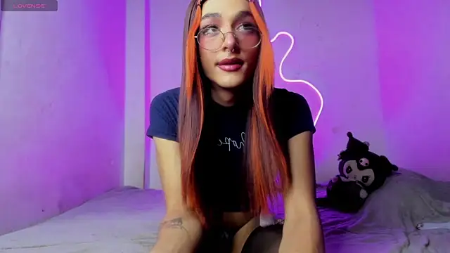 Snapshot of Mika__velvet chatting on 10-29-25, 07:59 Mika velvet online show from 10-29-25, 07:59