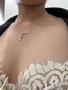 Hana yukii online show from 11-28-25, 05:48