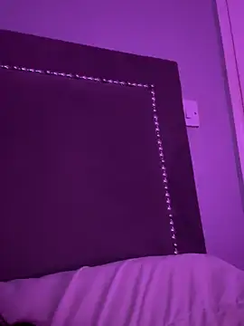 Snapshot of Gia_Atkinson chatting on 10-26-25, 01:00 Gia Atkinson online show from 10-26-25, 01:00