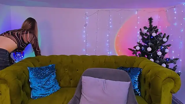 sassy cutie online show from 12-16-25, 06:07