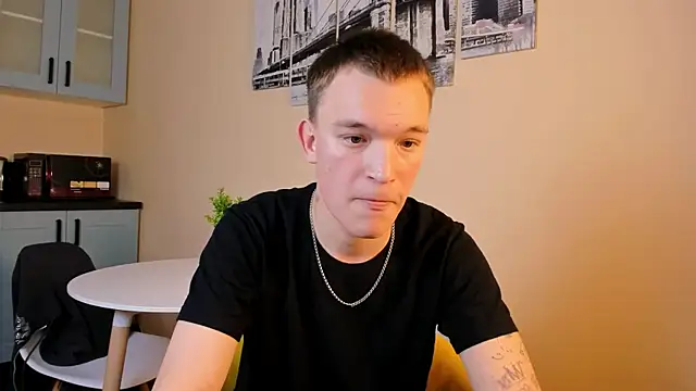 Snapshot of Derek_Banville chatting on 11-09-25, 08:07 Derek Banville online show from 11-09-25, 08:07