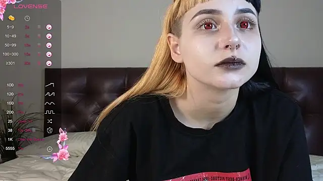  JustCass  online show from 11-28-25, 04:48