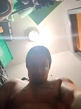 Snapshot of DadDDick925 chatting on 12-14-25, 08:09 DadDDick925 online show from 12-14-25, 08:09