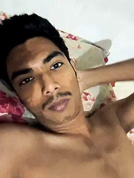 Snapshot of alfarabisami chatting on 11-15-25, 12:23 alfarabisami online show from 11-15-25, 12:23