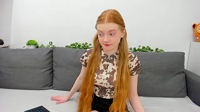 Snapshot of beauty_ho chatting on 03-10-26, 06:40 beauty ho online show from 03-10-26, 06:40