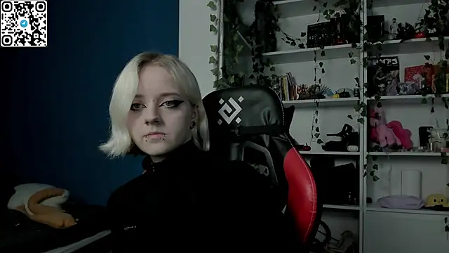 Holy Mistress S online show from 12-02-25, 10:31