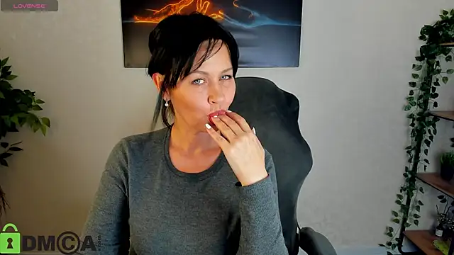 Sara Devills online show from 04-01-26, 09:10