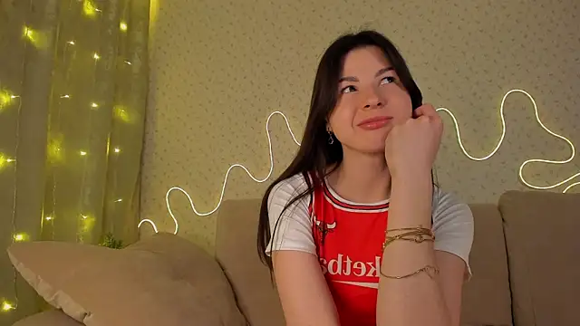 Snapshot of Stephanie_Lopez chatting on 11-27-25, 09:50 Stephanie Lopez online show from 11-27-25, 09:50