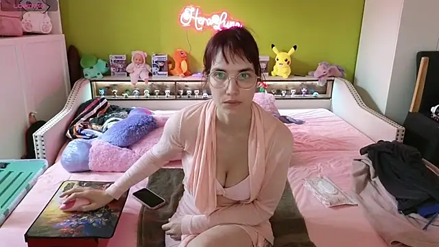 Snapshot of _HeraLuna_ chatting on 11-09-25, 01:20 HeraLuna online show from 11-09-25, 01:20