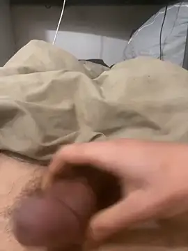 Snapshot of f7al00 chatting on 11-08-25, 03:34 f7al00 online show from 11-08-25, 03:34