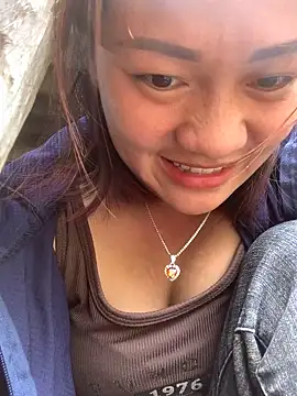 Snapshot of Lara-11 chatting on 11-16-25, 02:50 Lara-11 online show from 11-16-25, 02:50