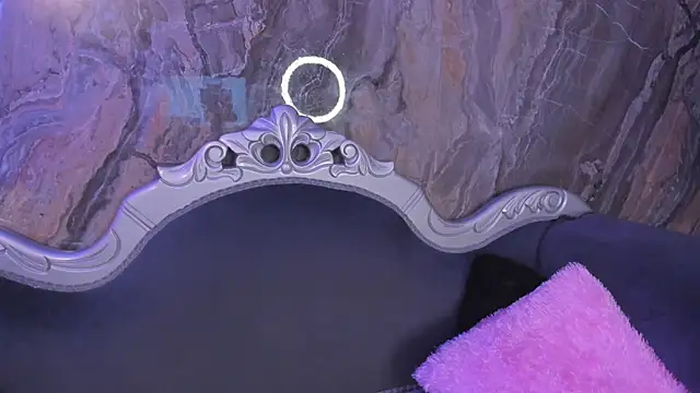 sydney miller  online show from 12-16-25, 11:21