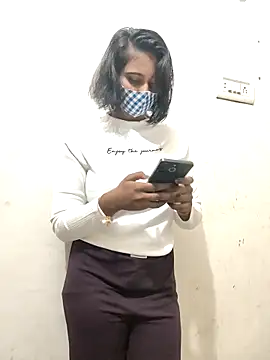 Rinki hoty online show from 11-03-25, 02:46