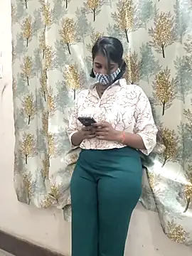 Rinki hoty online show from 11-03-25, 03:46