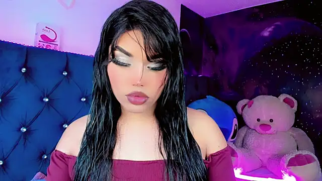 Snapshot of Alannys_xHotx chatting on 03-08-26, 11:08 Alannys xHotx online show from 03-08-26, 11:08