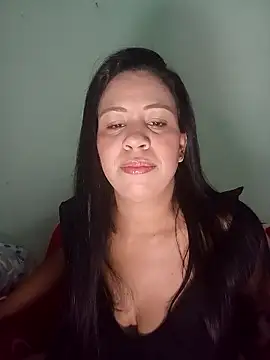 Snapshot of LeilaTaylor chatting on 01-14-26, 12:22 LeilaTaylor online show from 01-14-26, 12:22