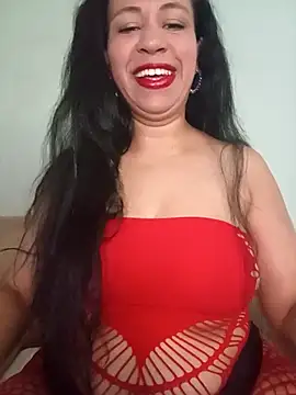 Snapshot of LeilaTaylor chatting on 02-20-26, 01:11 LeilaTaylor online show from 02-20-26, 01:11