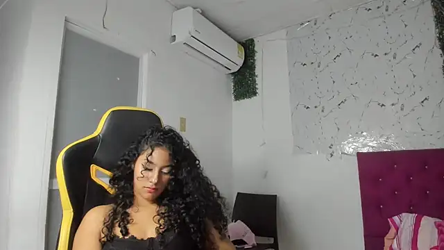 emily stars1 online show from 02-03-26, 06:22