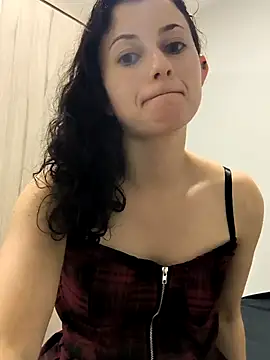 Snapshot of Meiii27 chatting on 11-28-25, 02:58 Meiii27 online show from 11-28-25, 02:58