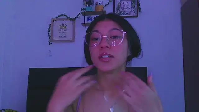 Snapshot of LissyM chatting on 11-22-25, 01:59 LissyM online show from 11-22-25, 01:59