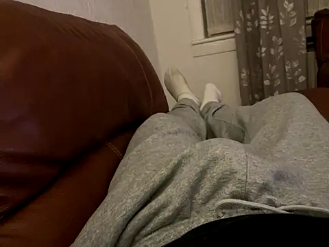 irnbru77 online show from 11-11-25, 09:15