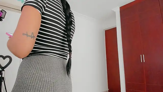 Snapshot of _Anastasia_28 chatting on 12-02-25, 01:05 Anastasia 28 online show from 12-02-25, 01:05