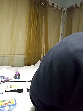 Snapshot of MissTerryUs chatting on 10-29-25, 01:24 MissTerryUs online show from 10-29-25, 01:24