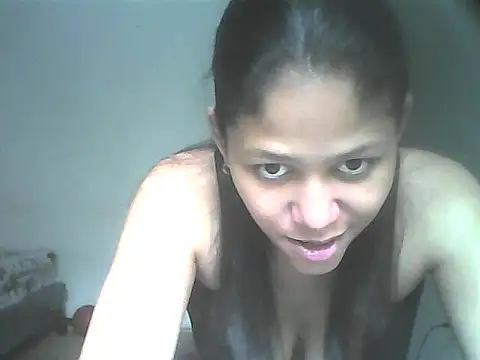 Snapshot of Yanananyx chatting on 10-27-25, 12:53 Yanananyx online show from 10-27-25, 12:53