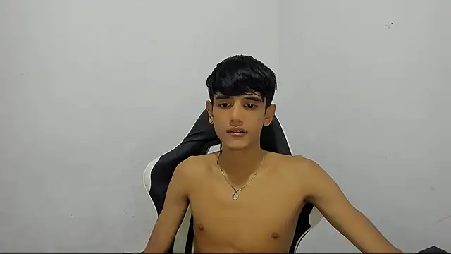 Cris curry02 online show from 01-11-26, 04:12