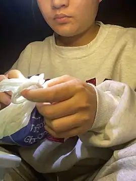 Snapshot of kimyonon chatting on 03-10-26, 01:43 kimyonon online show from 03-10-26, 01:43