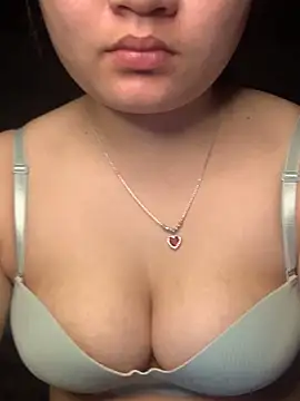 Snapshot of kimyonon chatting on 03-16-26, 02:17 kimyonon online show from 03-16-26, 02:17