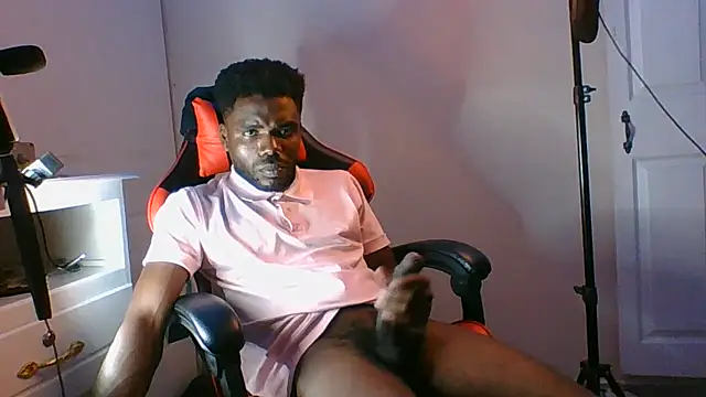 Snapshot of Suamyst_25 chatting on 05-29-26, 04:43 Suamyst 25 online show from 05-29-26, 04:43