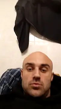 Snapshot of BulbasaurIsmettv chatting on 02-11-26, 05:01 BulbasaurIsmettv online show from 02-11-26, 05:01